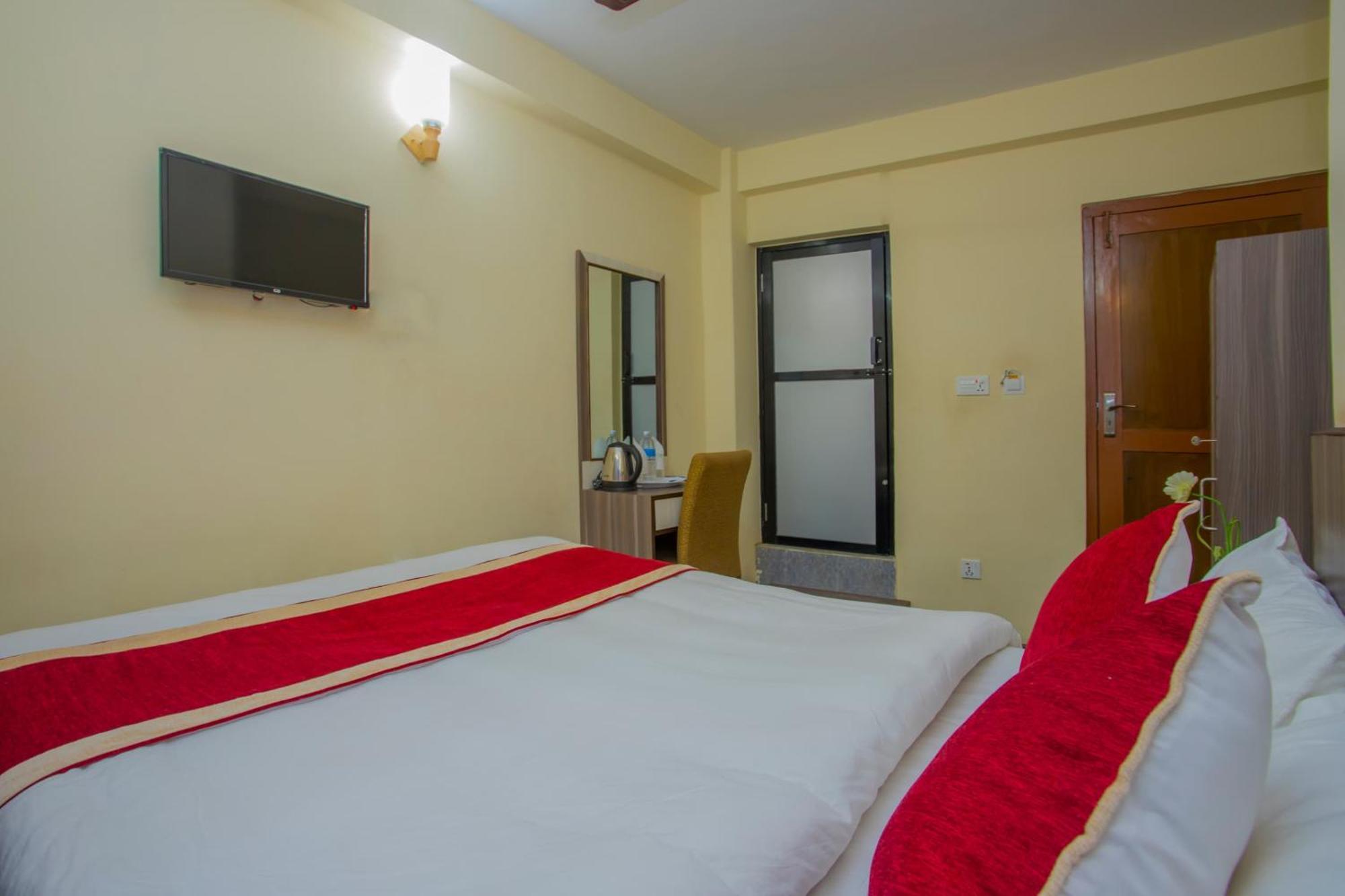 קטמנדו Oyo 297 Hotel Aayam מראה חיצוני תמונה