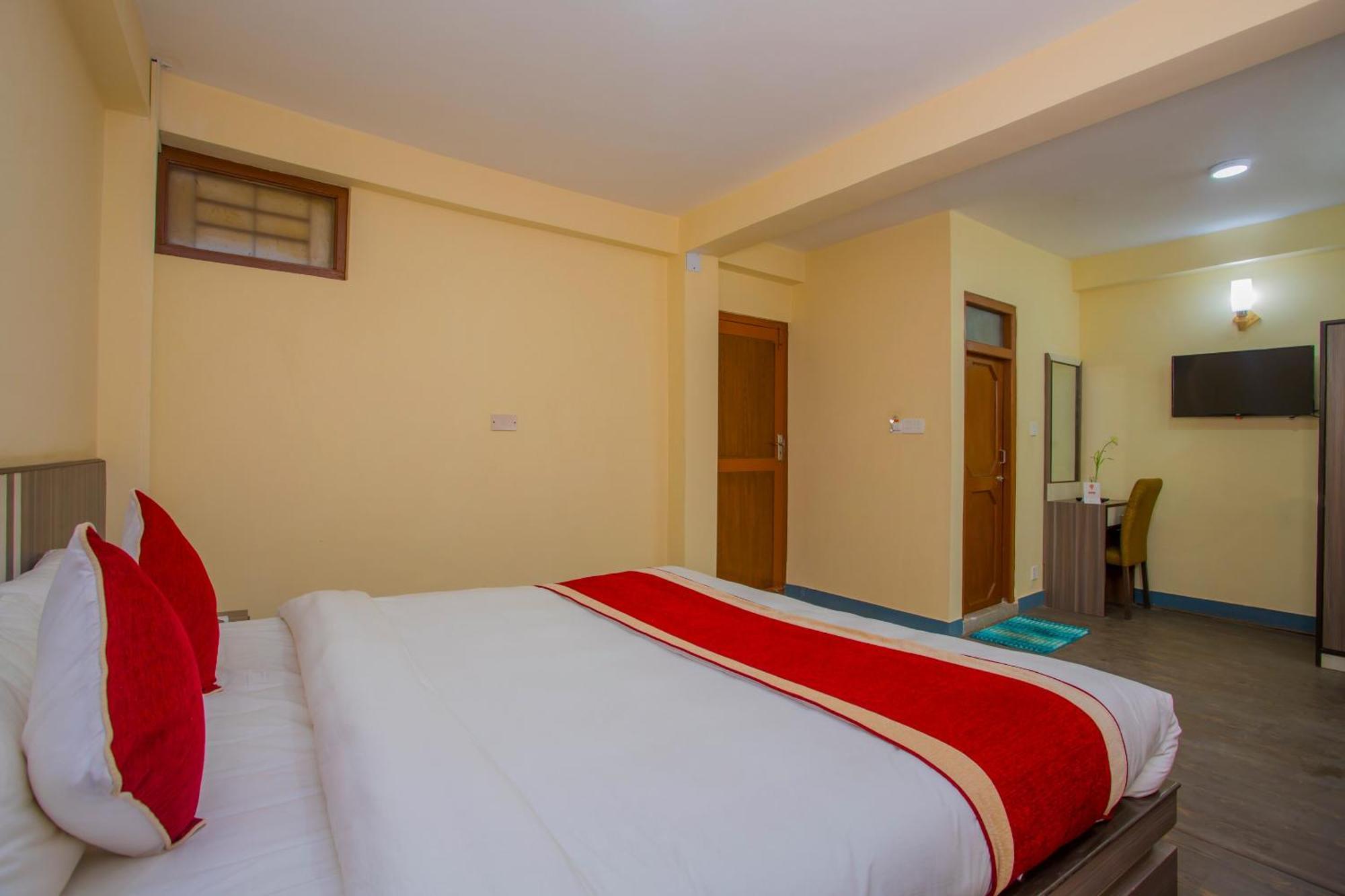 קטמנדו Oyo 297 Hotel Aayam מראה חיצוני תמונה